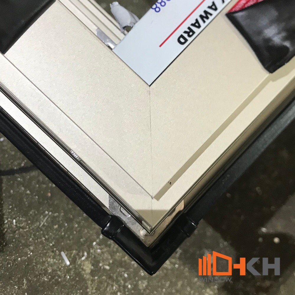 Ghép góc mọt cách hoàn hảo tại HKH Window