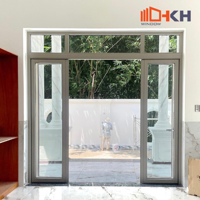 Cửa đi 4 cánh mở quay nhôm Maxpro có giá hợp lý tại Đà Nẵng