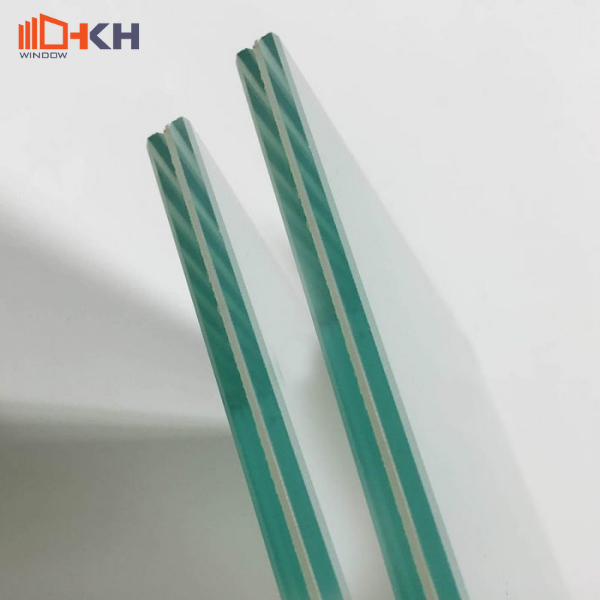 Kính ghép 2 lớp an toàn giải pháp cửa nhôm chống trộm